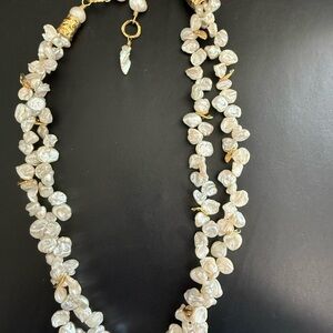 Elegant White Baroque Pearl Necklace with Gold Accents